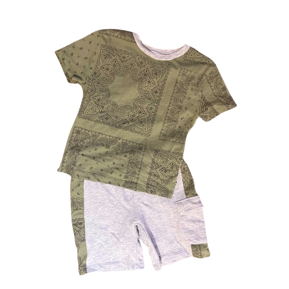Splendid boys Bandana shorts set size 4 - excellent condition - like new